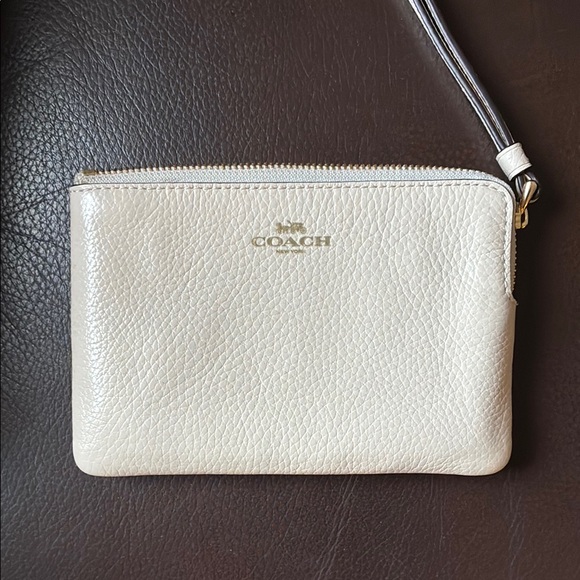 Coach Pebbled Leather Clutch Wristlet - Picture 1 of 4